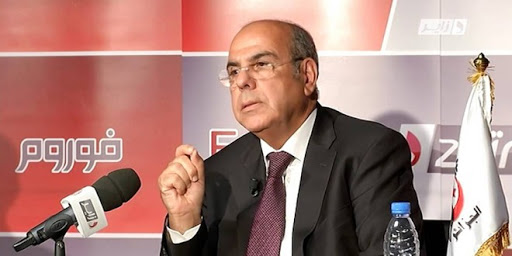 Raouraoua change de stratégie