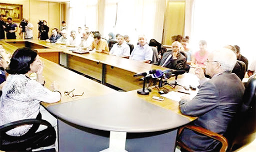 Un délai de deux mois pour les journalistes retardataires