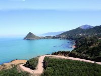 Vacances entre la mer et la montagne, Rivalité éternelle