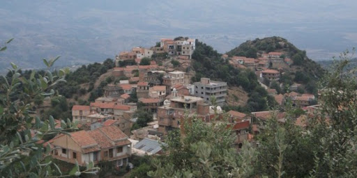 Village Houra (Bouzeguene) : Le glissement de terrain menace la vie des habitants