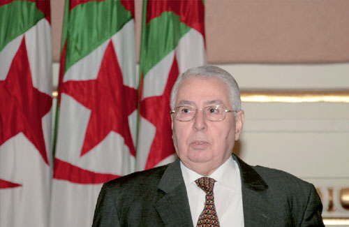 Algérie – Monde Arabe : Bensalah s’entretient avec le SG de l’ASSECAA