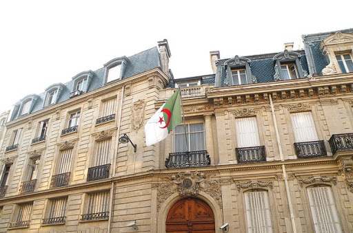 Délivrance du passeport biométrique,  Réunion des consuls algériens de France à Paris