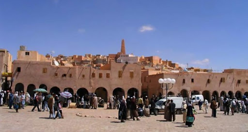 Dilapidation, faux et usage de faux, infraction au code des marchés publics,… : Deux affaires traitées à Ghardaïa