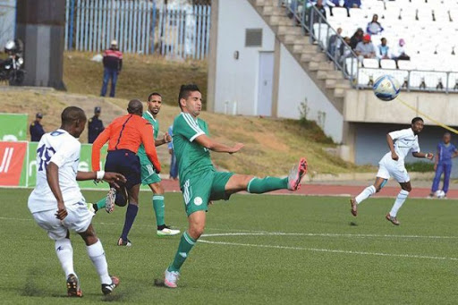 En exemples, les flops Boudebouz et Doukha, EN : Gourcuff doit refaire ses calculs