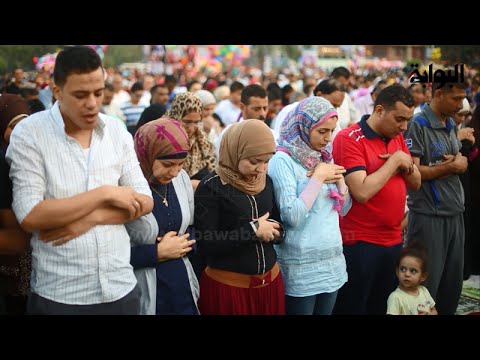 La vidéo des femmes accomplissant la prière à coté des hommes affole le web