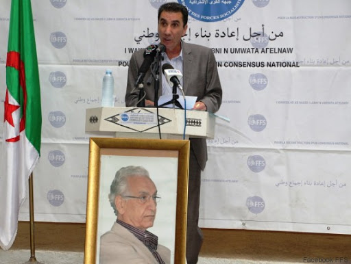 Le pouvoir fait dans la fuite en avant alors que « tous les signaux sont au rouge » estime le FFS