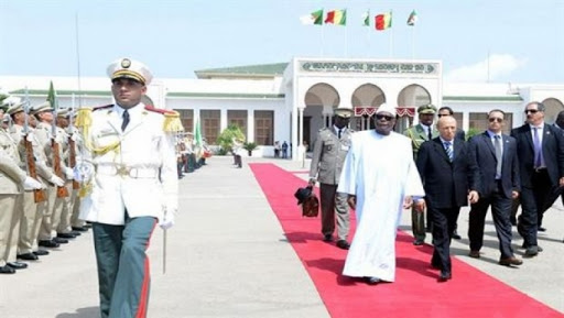 Le président malien achève une visite de travail et d’amitié en Algérie