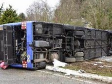 M&rsquo;sila : Un bus se renverse, 20 blessés