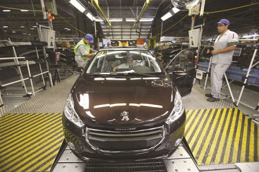 Négociations avec le groupe PSA Peugeot-Citroën,  Le gouvernement veut un “vrai projet industriel”