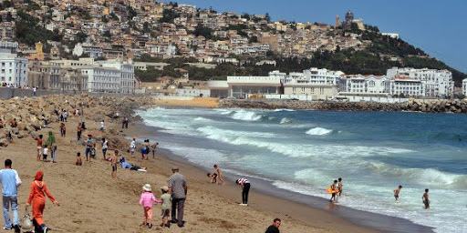 Saison estivale: Trois millions d’Algériens ont passé leurs vacances à l’étranger