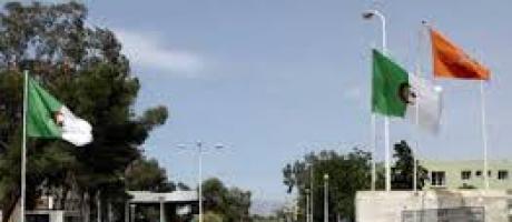 Un Marocain blessé après avoir tenté de franchir la frontière algérienne