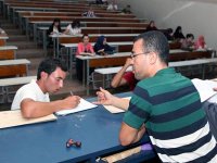 Université d’Alger Les nouveaux étudiants à la peine