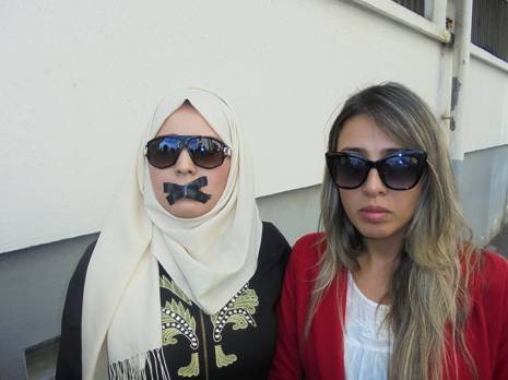 Algérie : La police réprime un rassemblement de journalistes venus dénoncer la fermeture de leur chaine TV