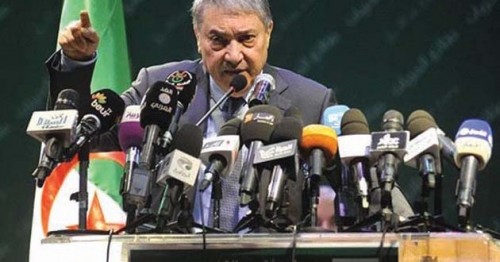 Benflis qualifie de « mystification » le communiqué de la présidence expliquant les changements au DRS