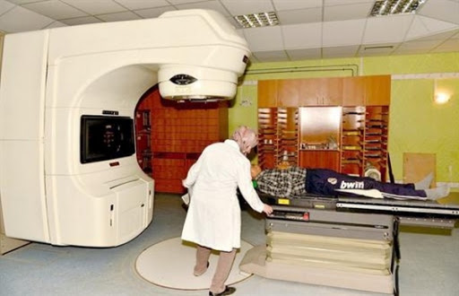 Convention de coopération, en janvier 2016, entre les centres anti-cancer de Batna et de Rouen (France)