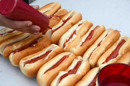 De l’ADN humain retrouvé dans des hot-dogs