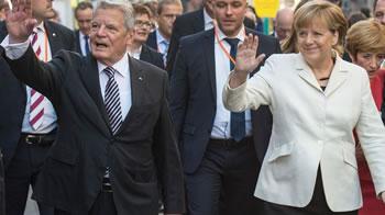 Elle veut s&rsquo;en inspirer pour accueillir les réfugiés, L&rsquo;Allemagne commémore sa Réunification