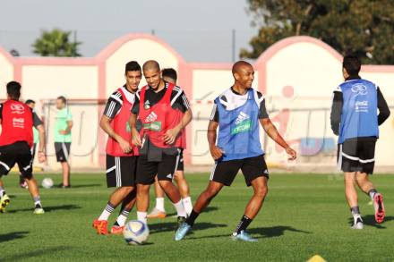 EN : Raouraoua accuse ses joueurs !