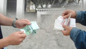 Envolée des cours du dollars et de l&rsquo;euro sur le marché parallèle