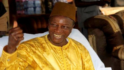 Guinée/ présidentielle: le président sortant remporte le premier tour avec plus de 57 %