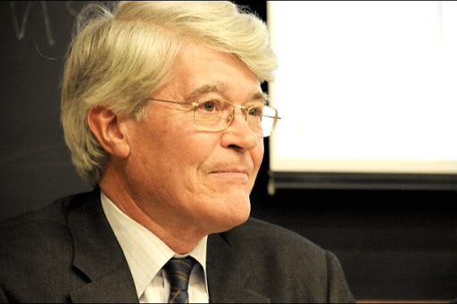 Hugh Roberts à “Liberté” “Je ne crois pas à une succession à la cubaine”