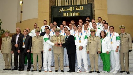 Jeux mondiaux militaires-2015 : Ahmed Gaïd Salah honore les équipes nationales algériennes