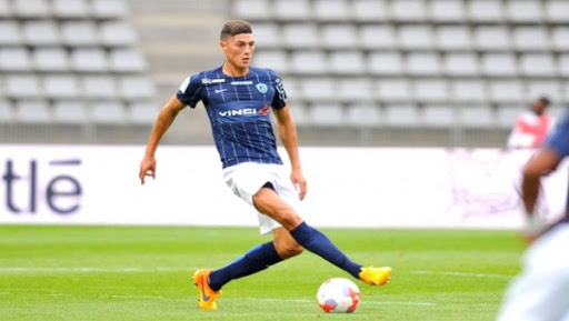 « Jouer pour l’Algérie est un rêve de gosse » (Mehdi Tahrat)