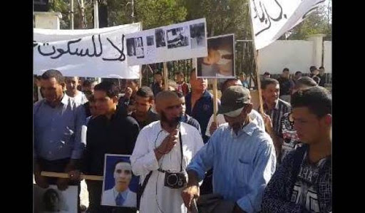 Kaïs (Khenchela) : les familles des victimes du botulisme investissent la rue