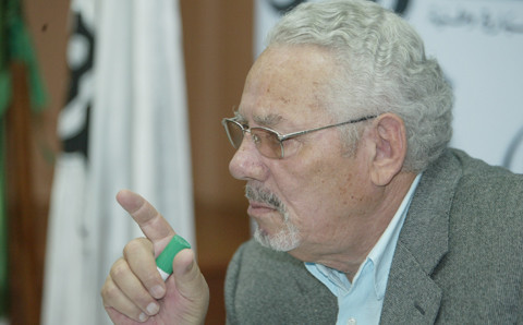 Khaled Nezzar sort de son silence pour répondre aux critiques de l’ancien moudjahid Amar Benaouda