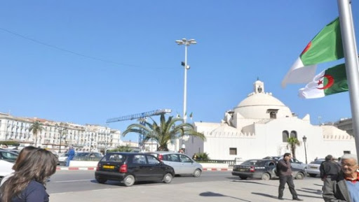 Le Président Bouteflika appelle à s&rsquo;intéresser aux préoccupations du citoyen et à s&rsquo;adapter aux mutations de la société