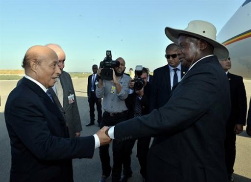 Le président ougandais entame une visite d&rsquo;Etat en Algérie