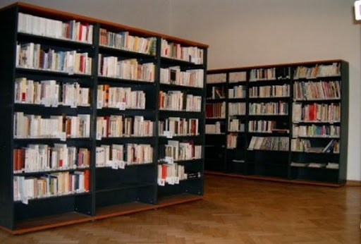 Oum El Bouaghi: stage national sur l’évaluation des bibliothèques