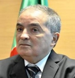 Affaire des importateurs fraudeurs, Qu’attend le ministre du Commerce?