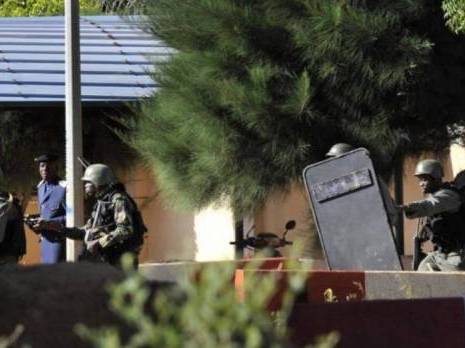 Attaque à Bamako: sept algériens libérés sains et saufs (Lamamra)