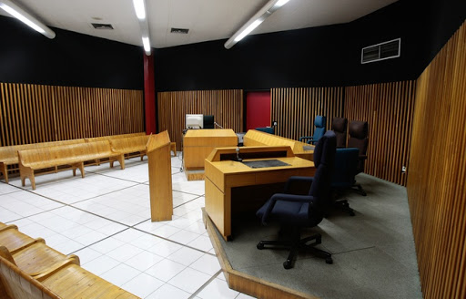 Attentats à Paris: Condamné à un an de prison pour avoir crié Allahou Akbar devant un commissariat