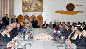 Emirats arabes unis:signature de plusieurs accords au terme des travaux de la Commission mixte à Abu Dhabi