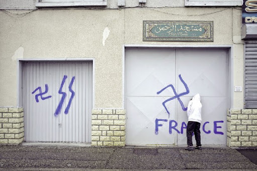 Ils sont exposés à la fois au terrorisme et aux attaques islamophobes,  La double peur des musulmans de France