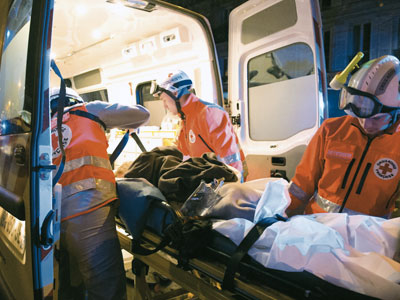 La France « en guerre » après 129 morts dans des attentats jihadistes