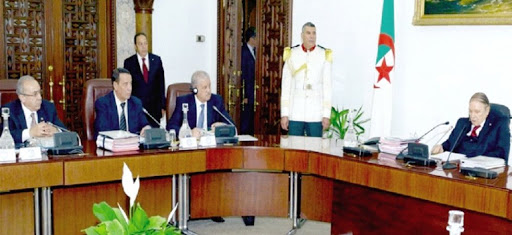 L&rsquo;attendue riposte au groupe des « 16 »