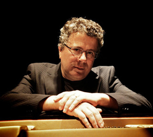 Le jazzman Franck Amsallem le 3 décembre 2015 à Alger