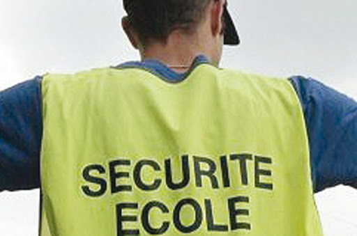 Les départements de Benghebrit et de Bedoui s’y penchent déjà, Des agents de sécurité bientôt devant les écoles