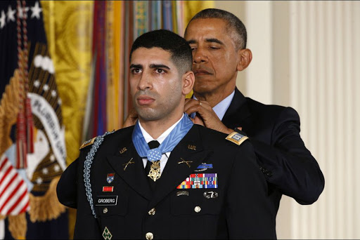Obama décore un soldat américain d&rsquo;origine algérienne