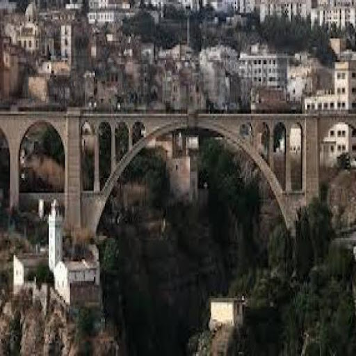 Reddition de deux terroristes à Constantine