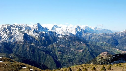 Tizi-Ouzou : les premières neiges recouvrent les cimes du Djurdjura