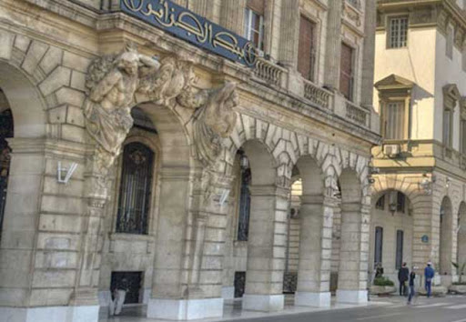 Algérie : Au moins 370 millions d’euros transférés illicitement en 2015 par des importateurs du dispositif emploi de jeunes