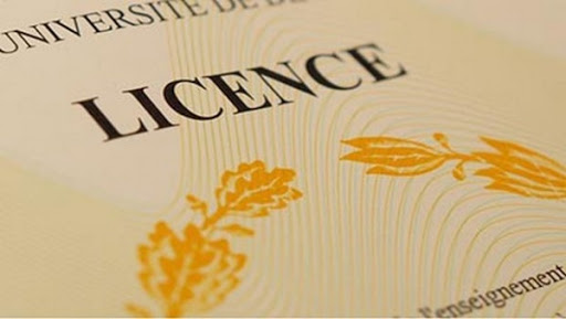 Allègement du dossier de retrait des diplômes universitaires définitif