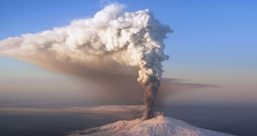 Colombie: aéroports fermés en raison de l’activité du volcan Nevado del Ruiz
