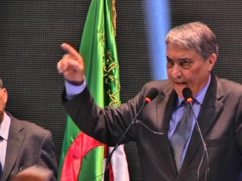 Constitution démocratique : Benflis n’y croit pas