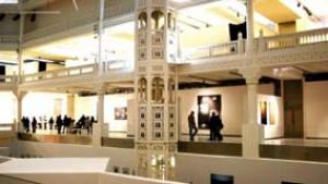 Il connaît la participation de 16 plasticiens en provenance de neuf pays, Ouverture du 7e Festival de l&rsquo;art contemporain