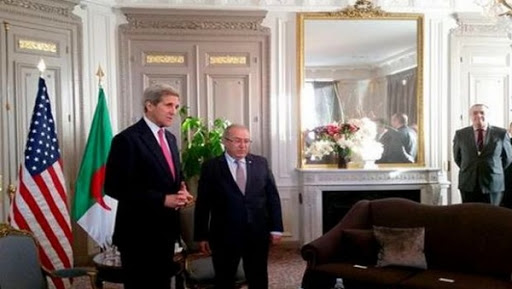 Kerry salue le leadership de l&rsquo;Algérie dans le règlement de la crise au Mali